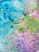 Load image into Gallery viewer, Party Bath Bomb Bar